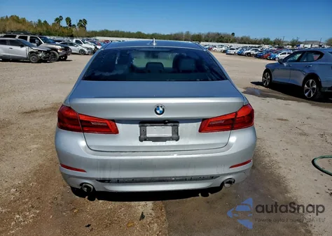 2018 BMW 530E из США, поврежденный, VIN WBAJA9C59JB250305